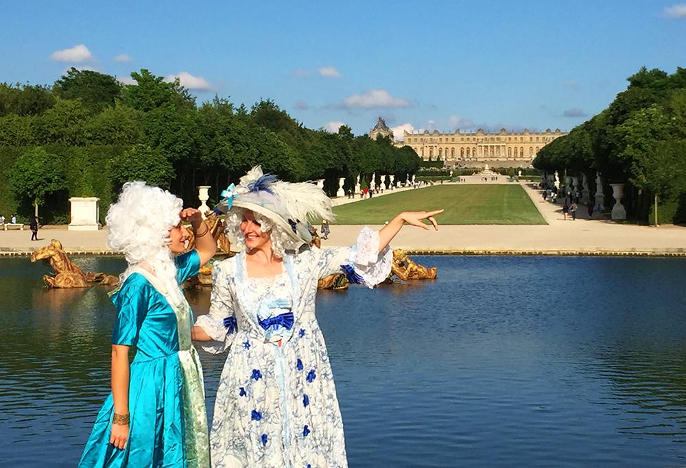 A historical treasure hunt in Versailles