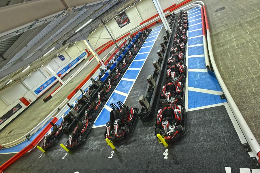 Indoor electric karting session (Lyon)