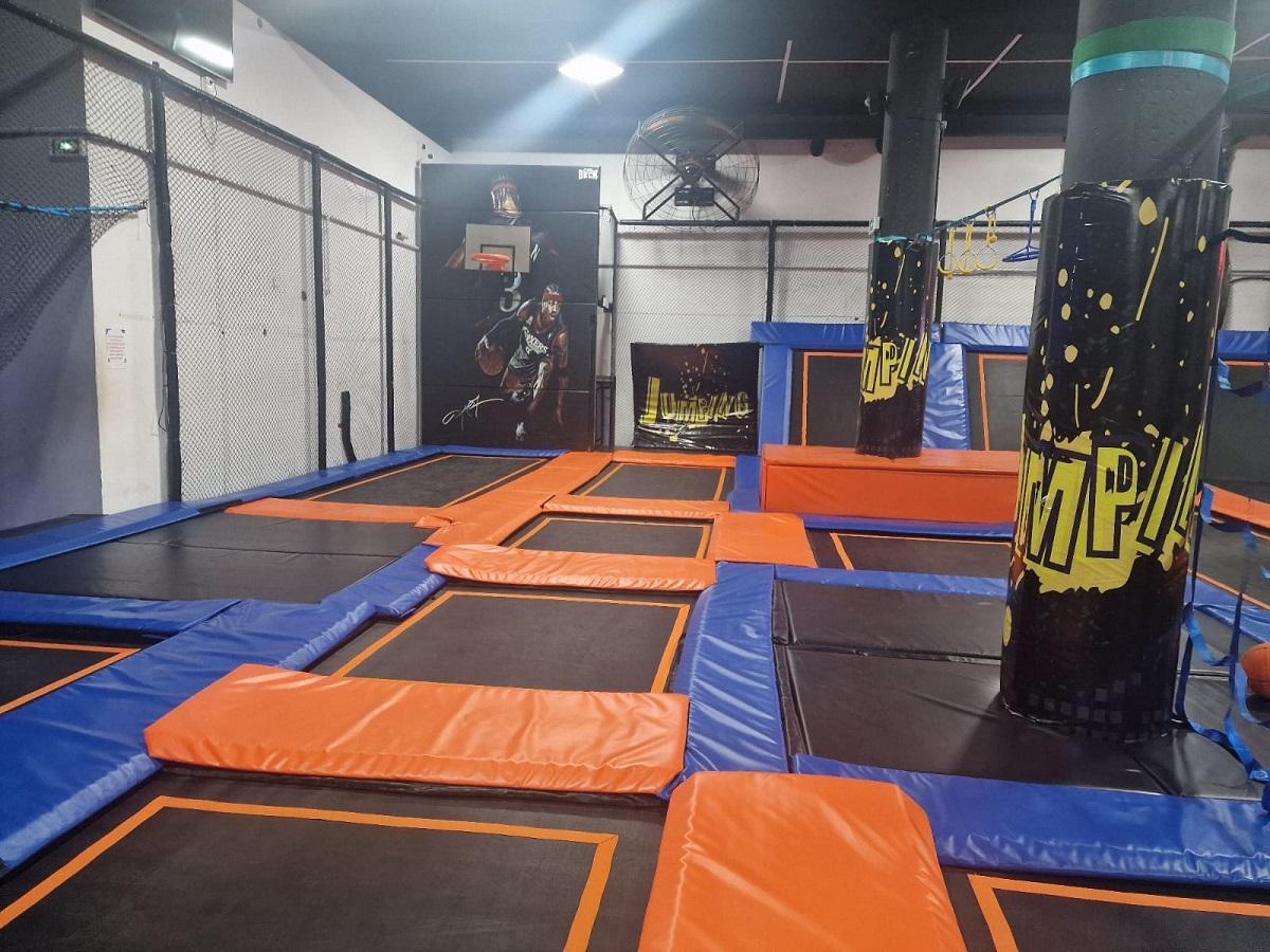 Team Building at the Trampoline Park in Saint-Denis