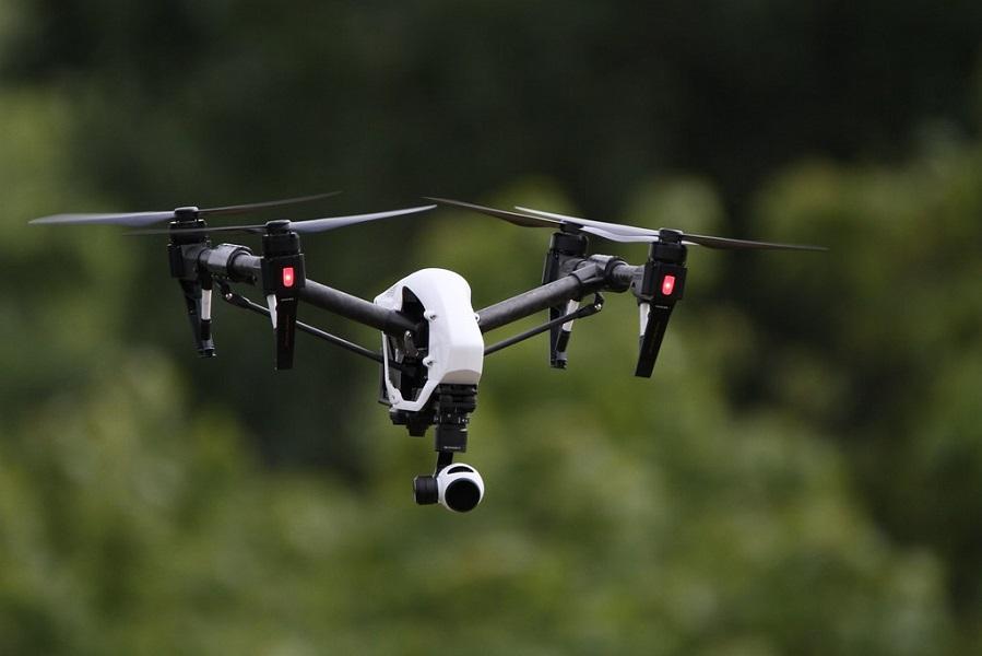 Pilotage assisté de Drone et Vol en immersion