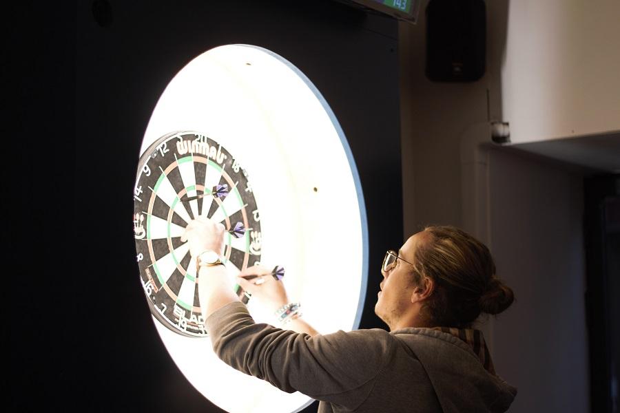 Connected darts tournament in Paris