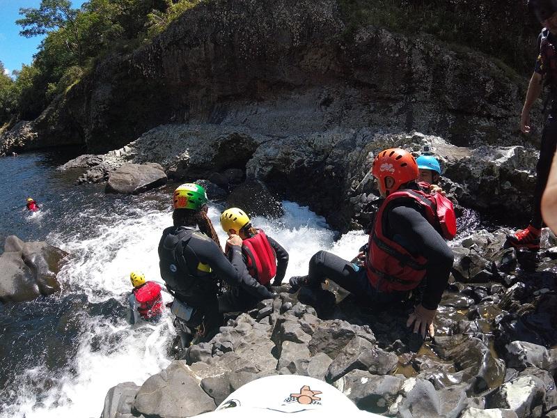 Water trekking on the Rivière des Roches (Canyoning)