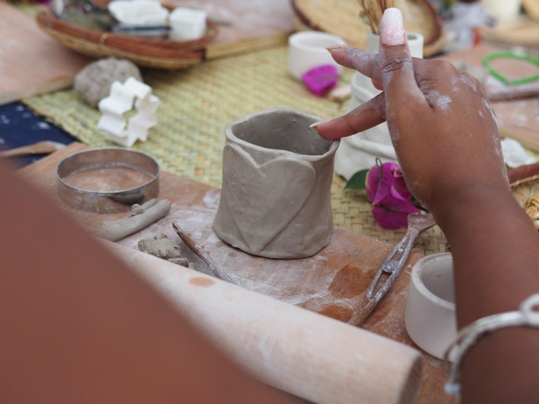 Self-hardening pottery workshop - In-company creative workshop