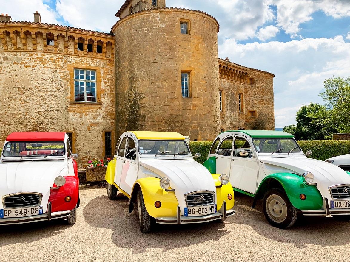 Eco-responsible rally in a 2CV - In the Beaujolais region