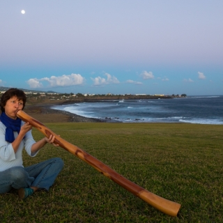 Relaxation et massage sonore au son du didgeridoo - thumbnail