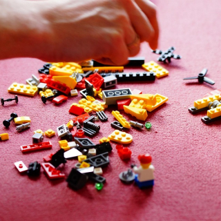 LegoⓇ Challenge: illustrate your event in 3D