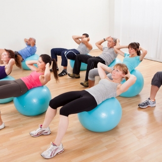 Pilates class in a wellness centre - thumbnail