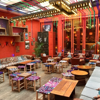Soirée au cœur d’un restaurant Inca Péruvien et d’un bar clandestin - thumbnail