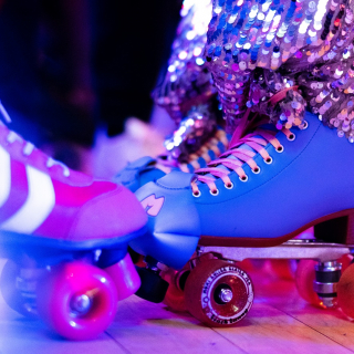 Roller Disco" entertainment for your themed evening - thumbnail