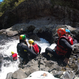 Water trekking on the Rivière des Roches (Canyoning) - thumbnail