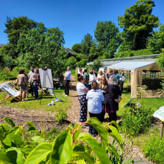 Nature & Découvertes farm in Versailles - thumbnail