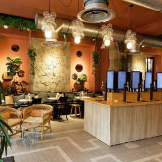 Your event at the 1st interactive and connected beer bar in Nice