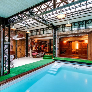 A photo studio and a loft with a swimming pool in the 20th arrondissement of Paris - thumbnail