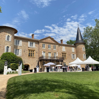 Château du XIXè siècle avec son parc pour vos séminaires lyonnais - thumbnail