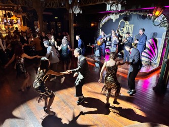 Soirée spéciale "Années Folles" au Pachamama - VEPEEsoiree-gastby-annees-folles-au-pachamama-paris-whereez-soiree-entreprise-entreprise-agence-evenementielle-4-69595f55b4ba5141257387.jpg