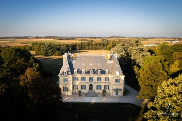 chateau-de-rajat-elegance-et-fonctionnalite-1