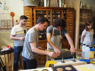 wood-screen-printing-workshop-game-board-making-4