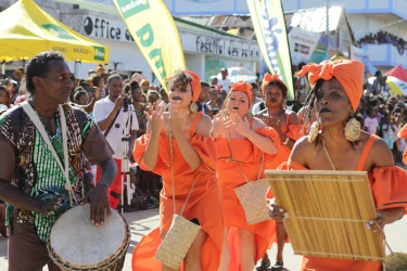 maloya-dance-workshop-dance-classes-in-boucan-canot-3