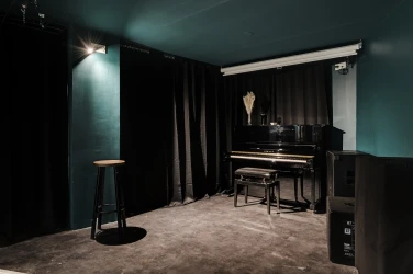 be-jazzy-bar-restaurant-for-events-paris-18-8