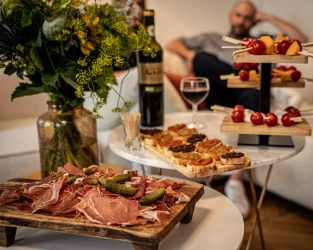 cheese-and-charcuterie-buffet-at-your-event-5