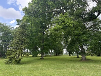 chateau-gassies-des-salles-de-seminaire-et-un-immense-parc-5