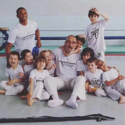 childrens-and-teenagers-capoeira-classes-per-unit-3