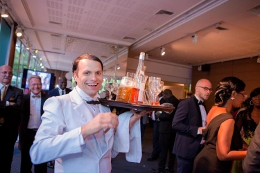 fake-comical-waiters-for-your-party-1