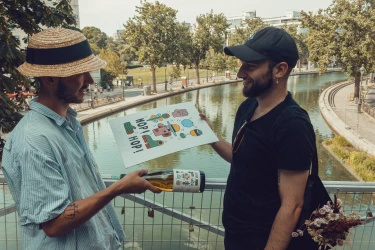 drink-paint-artistic-team-building-in-paris-3