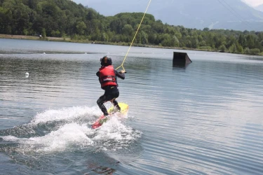 duo-sensation-wakeboard-towed-buoy-plan-deau-du-champsaur-1