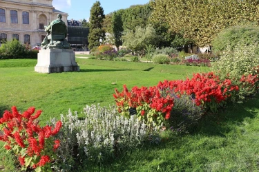 investigation-at-the-jardin-des-plantes-in-the-footsteps-of-landru-1