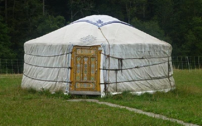 escape-game-in-a-yurt-or-tipi-3