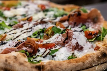 food-truck-mamzelle-pizza-at-your-event-5