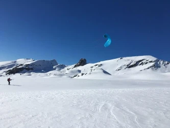 introduction-to-snowkiting-in-monetier-5