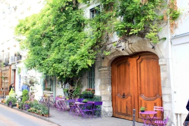 treasure-hunt-in-paris-pere-lachaise-montmartre-marais-7