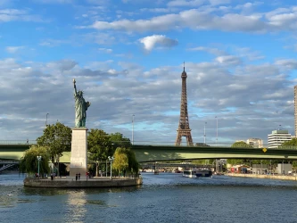 la-croisiere-samuse-day-in-paris-summer-team-building-5