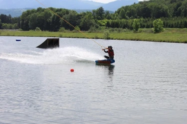 wakeboard-tow-boat-sensations-day-plan-deau-du-champsaur-4