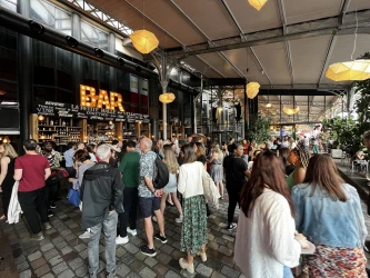 la-petite-halle-de-la-villette-seminars-evenings-5