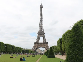 lenquete-du-champs-de-mars-sur-les-traces-de-la-tour-eiffel-2