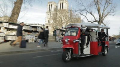 paris-by-tuk-tuk-by-night-monuments-1