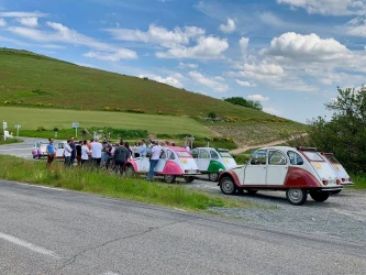 eco-responsible-rally-in-a-2cv-in-the-beaujolais-region-3