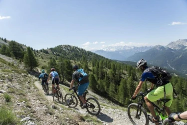 electric-mountain-bike-ride-queyras-ecrins-guillestrois-3