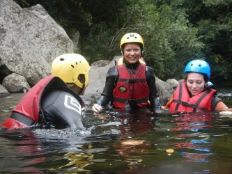 canyoning-on-the-riviere-des-roches-2