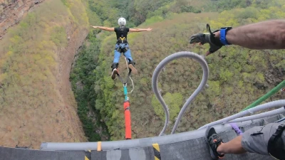 bungee-jumping-in-saint-leu-1