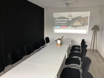 seminar-in-a-virtual-reality-room-st-denis-1