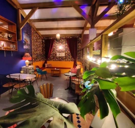 karaoke-session-in-saint-pierre-5-themed-rooms-6