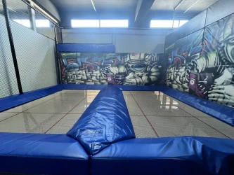 team-building-at-the-trampoline-park-in-saint-denis-5