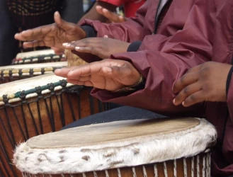 team-building-percussions-and-drums-in-the-hautes-alpes-2