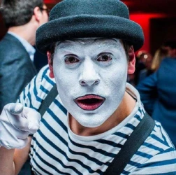 a-mime-charlot-on-your-event-2