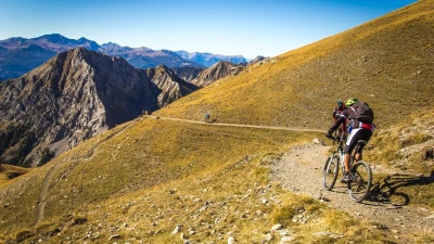 une-balade-rando-en-vtt-electrique-queyras-ecrins-guillestrois-5