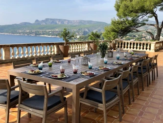 a-property-for-events-in-cassis-domaine-de-canaille-11